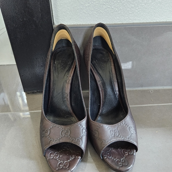 Gucci Chocolate Brown Peep-toe Heels - Picture 3 of 4
